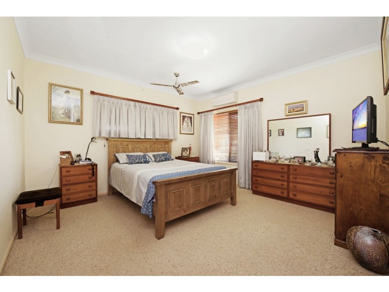 10 Stanley Parade, Highfields QLD 4352