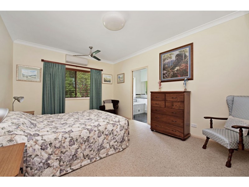 10 Stanley Parade, Highfields QLD 4352