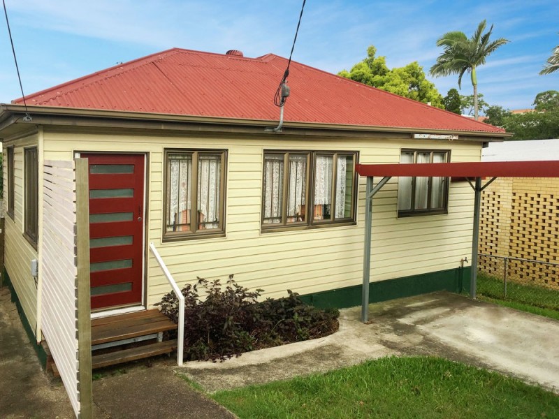 50 Stanley Rd, Camp Hill QLD 4152