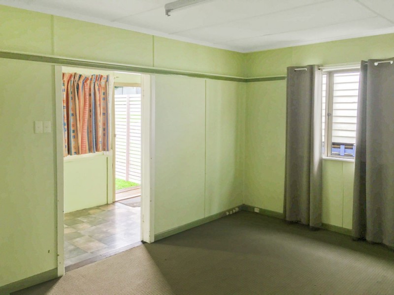 50 Stanley Rd, Camp Hill QLD 4152