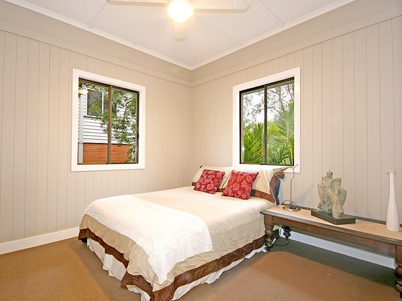 Wavell Heights QLD 4012