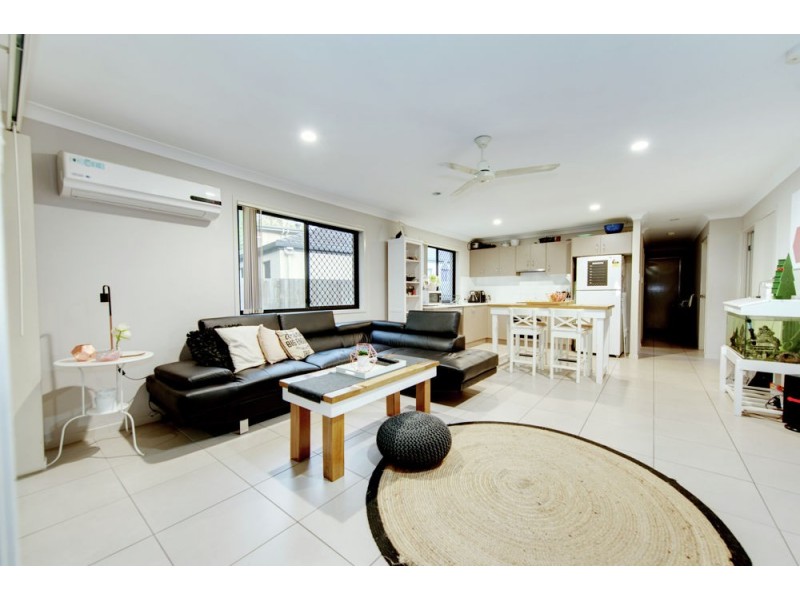 59 Friend Street, Wakerley QLD 4154