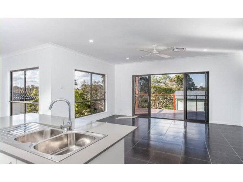 901 South Pine Road, Everton Park QLD 4053