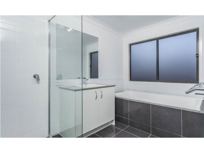 901 South Pine Road, Everton Park QLD 4053