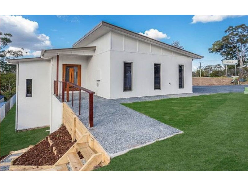 901 South Pine Road, Everton Park QLD 4053