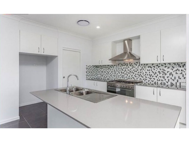 901 South Pine Road, Everton Park QLD 4053