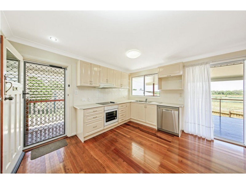 68 Hemmant-Tingalpa Rd, Hemmant QLD 4174