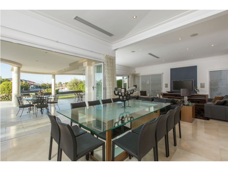 28 Keel Street, Birkdale QLD 4159