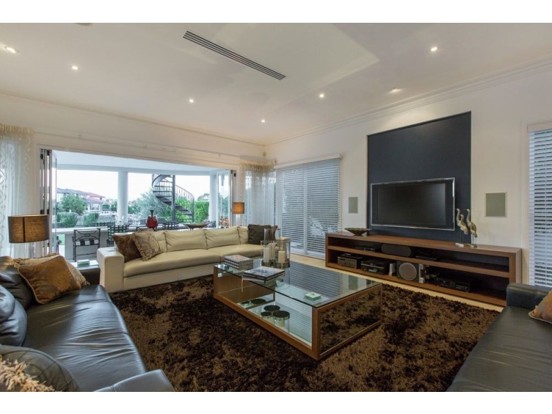 28 Keel Street, Birkdale QLD 4159
