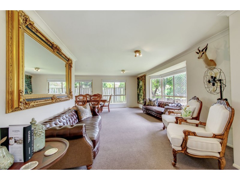 18 Ransom Place, Wakerley QLD 4154