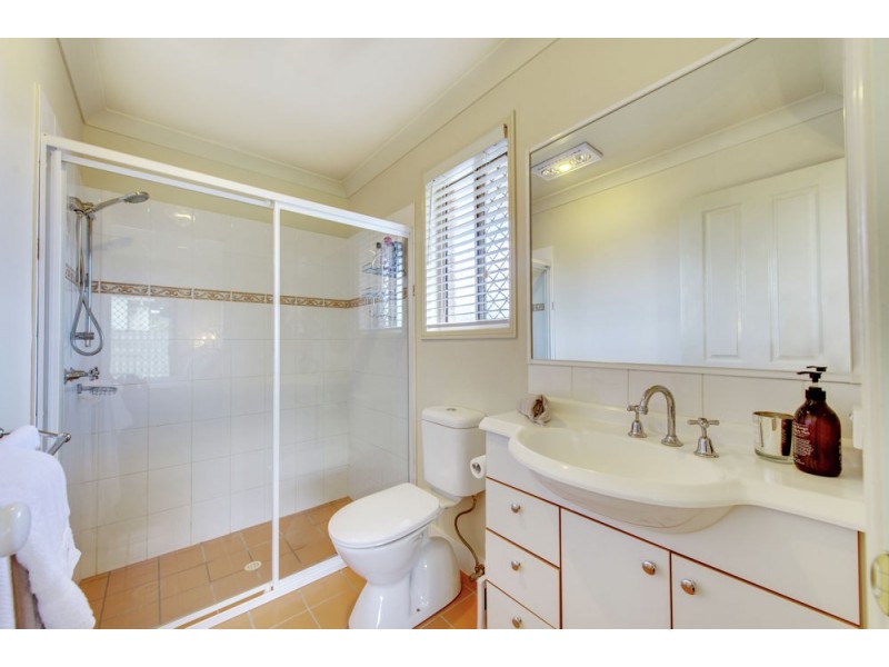 18 Ransom Place, Wakerley QLD 4154