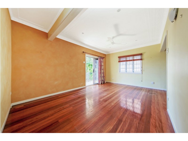 40 Albert Street, Holland Park West QLD 4121