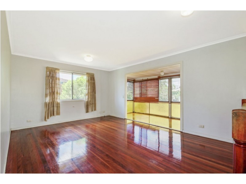 28 Greenslade St, Tingalpa QLD 4173
