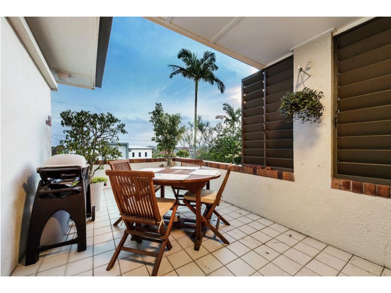 235 Rode Road, Wavell Heights QLD 4012