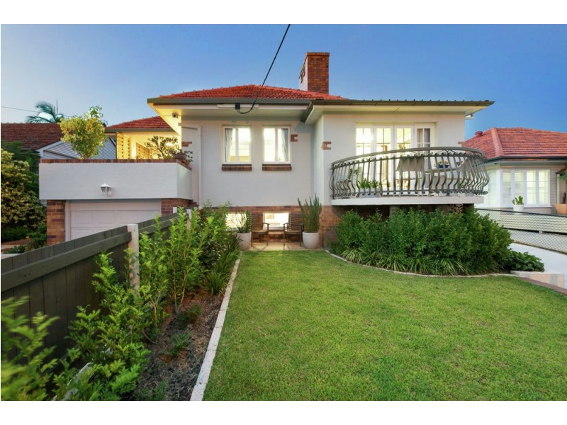 235 Rode Road, Wavell Heights QLD 4012