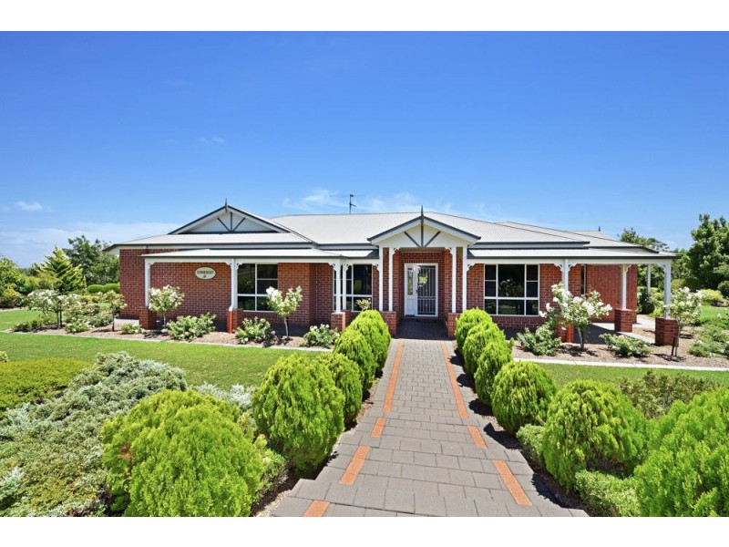 14 Kimdon Crescent, Highfields QLD 4352