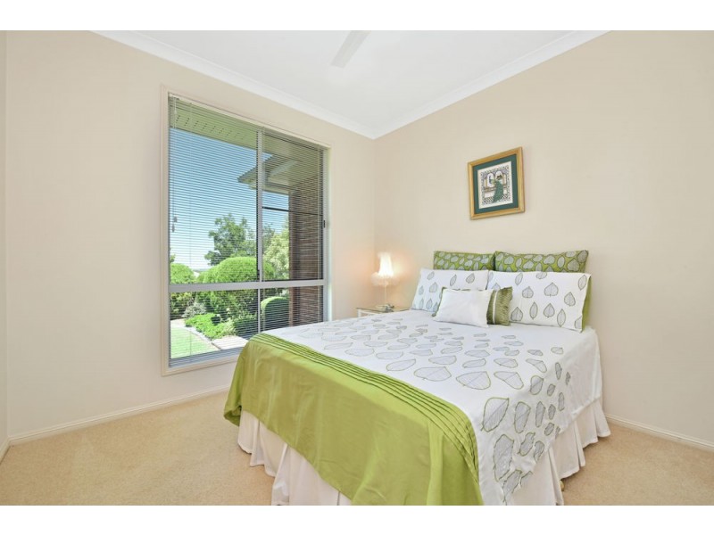 14 Kimdon Crescent, Highfields QLD 4352
