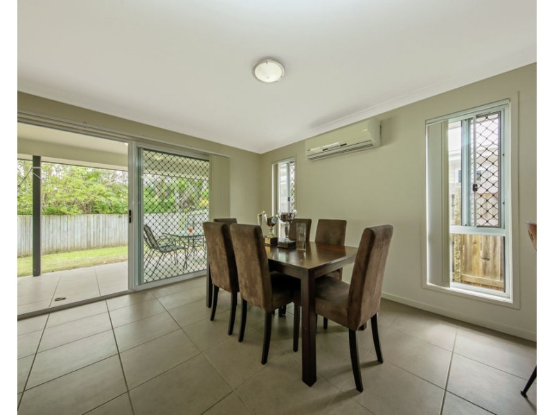 1/87 Emsworth St, Wynnum QLD 4178