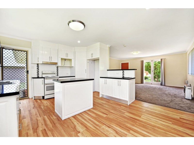 12 Elworthy Street, Harlaxton QLD 4350