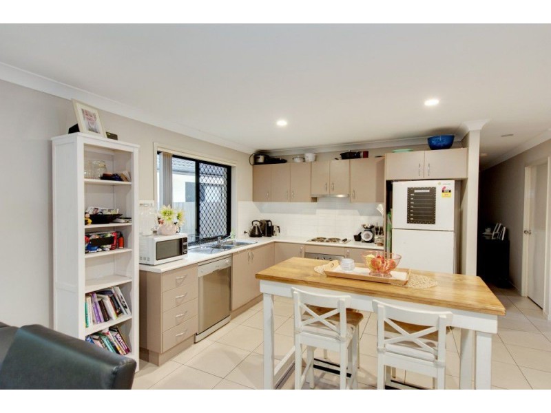 59 Friend St, Wakerley QLD 4154
