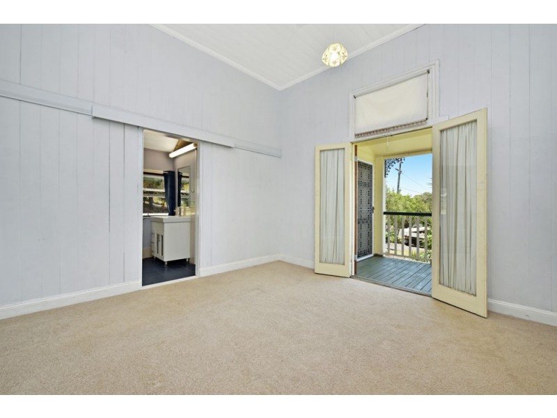 11 Nichols Drive, Glencoe QLD 4352