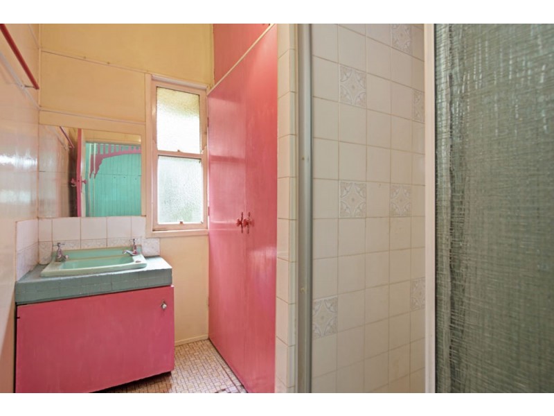 16 Jones Street, Harlaxton QLD 4350