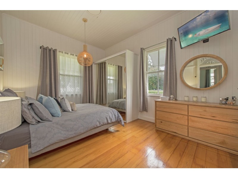 8 Kelfield Street, North Toowoomba QLD 4350