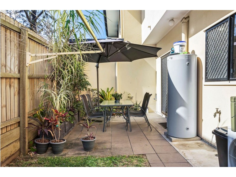 2/27 Sizer Street, Everton Park QLD 4053