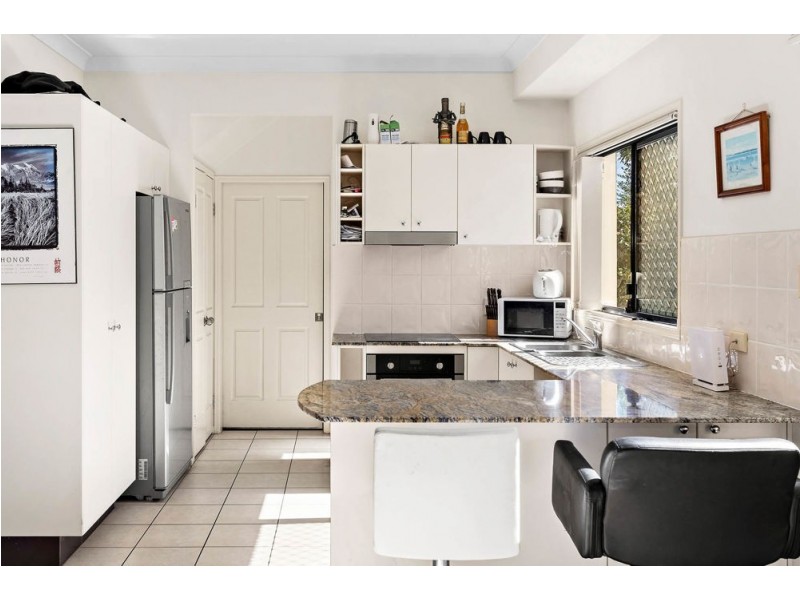 2/27 Sizer Street, Everton Park QLD 4053