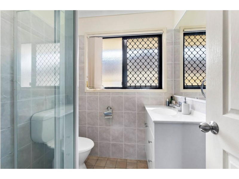 2/27 Sizer Street, Everton Park QLD 4053