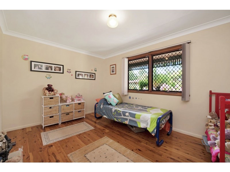 1 Mavis Court, Highfields QLD 4352