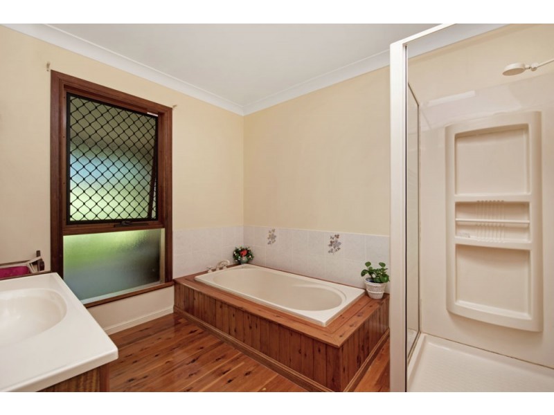 1 Mavis Court, Highfields QLD 4352