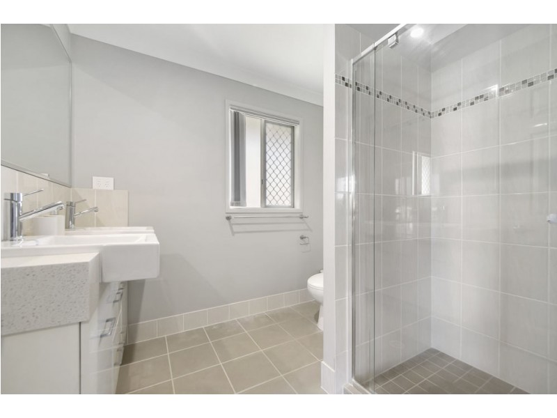 27 Blackwood Road, Geebung QLD 4034