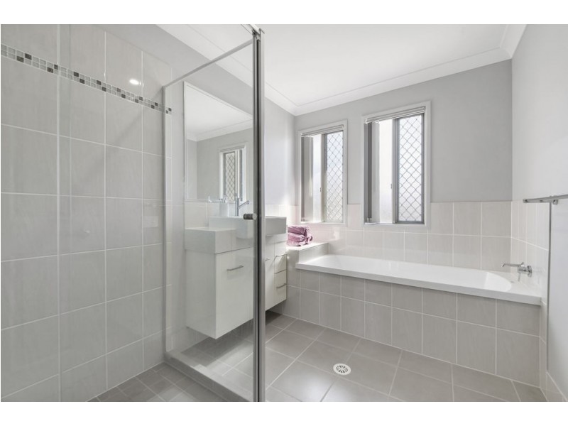 27 Blackwood Road, Geebung QLD 4034