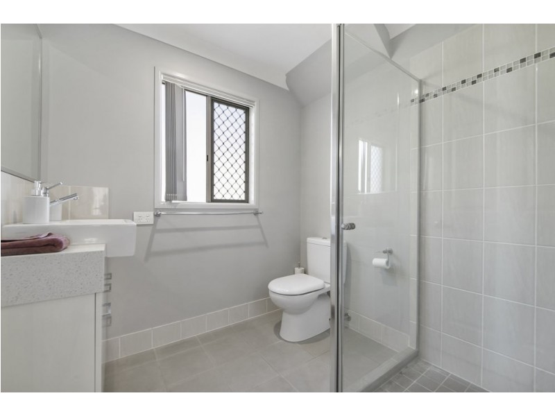 27 Blackwood Road, Geebung QLD 4034