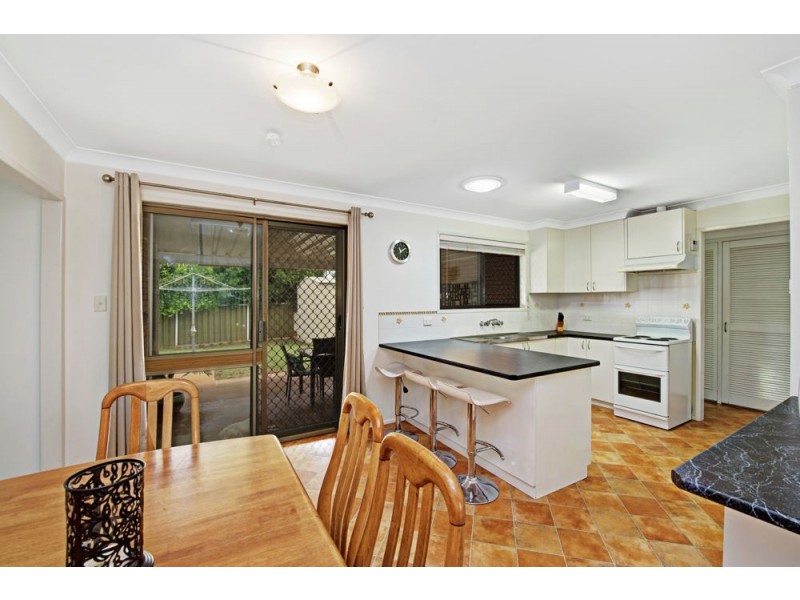 23 Cambridge Street, Harristown QLD 4350