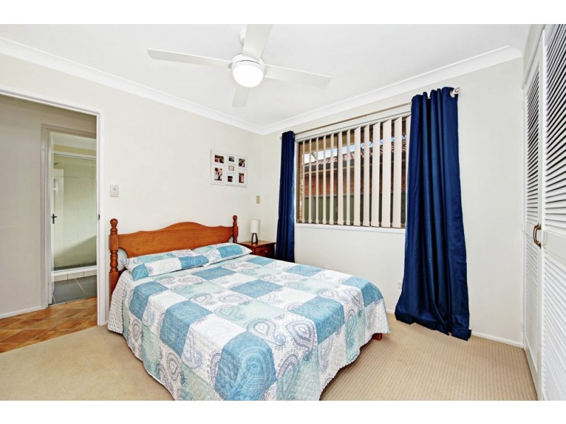 23 Cambridge Street, Harristown QLD 4350