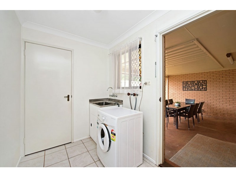 23 Cambridge Street, Harristown QLD 4350