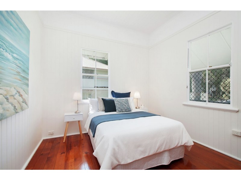 2 Woombye Street, Wooloowin QLD 4030