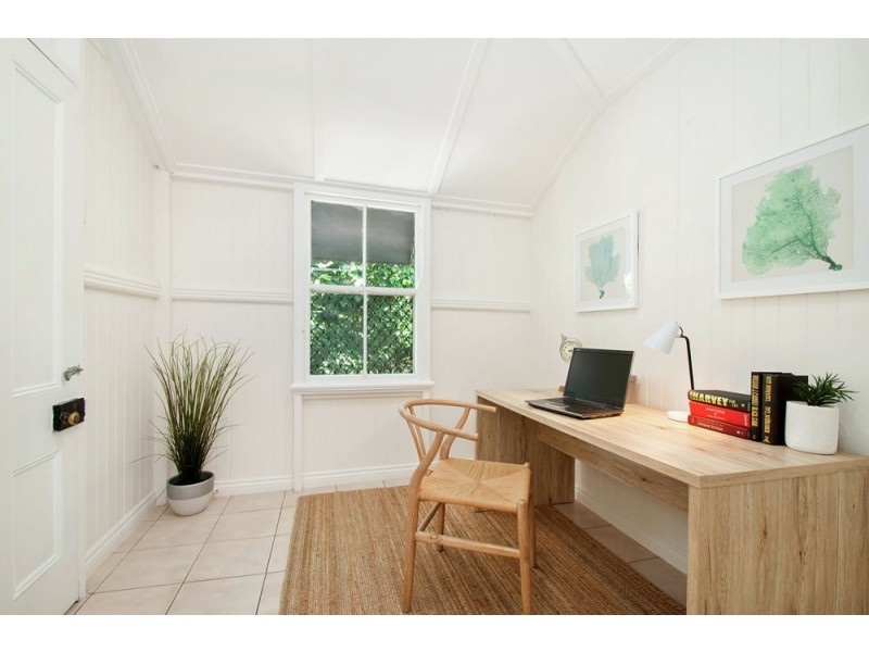 2 Woombye Street, Wooloowin QLD 4030