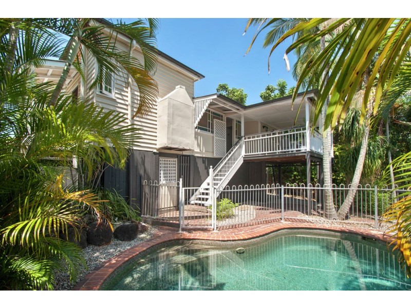 2 Woombye Street, Wooloowin QLD 4030