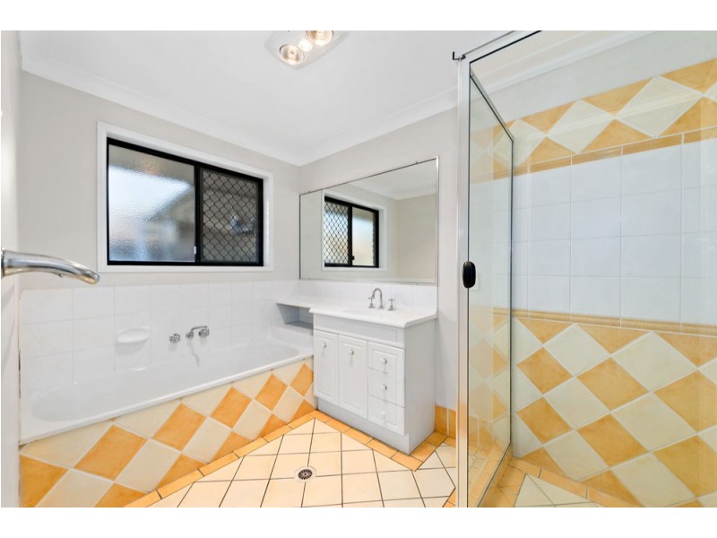 33 Mundie Place, Bray Park QLD 4500
