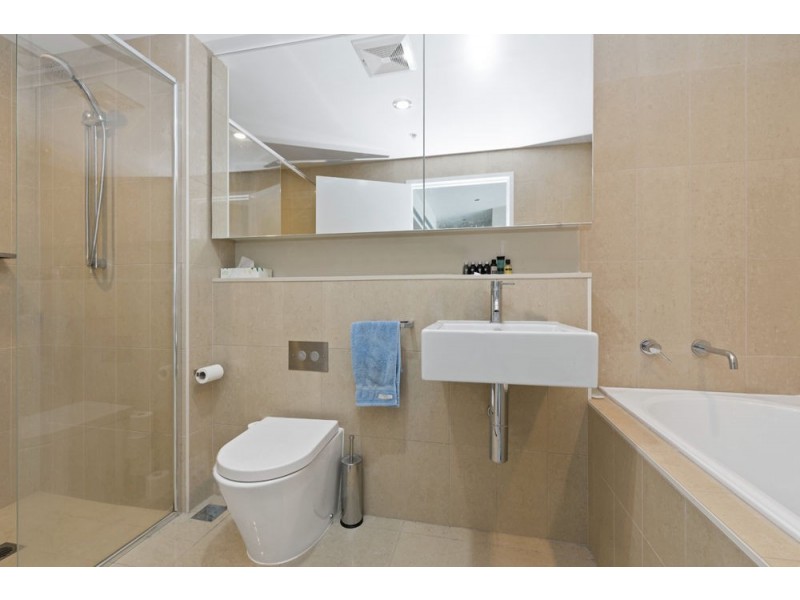 4141/37c Harbour Road, Hamilton QLD 4007