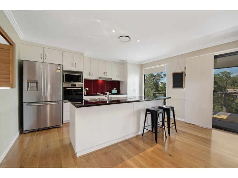 18 Trevean Drive, Kleinton QLD 4352