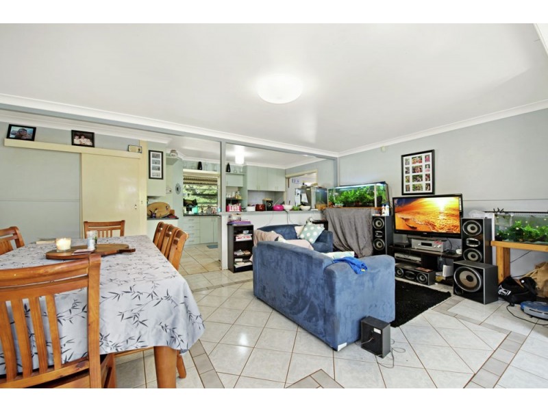 10 Devine Street, Harristown QLD 4350