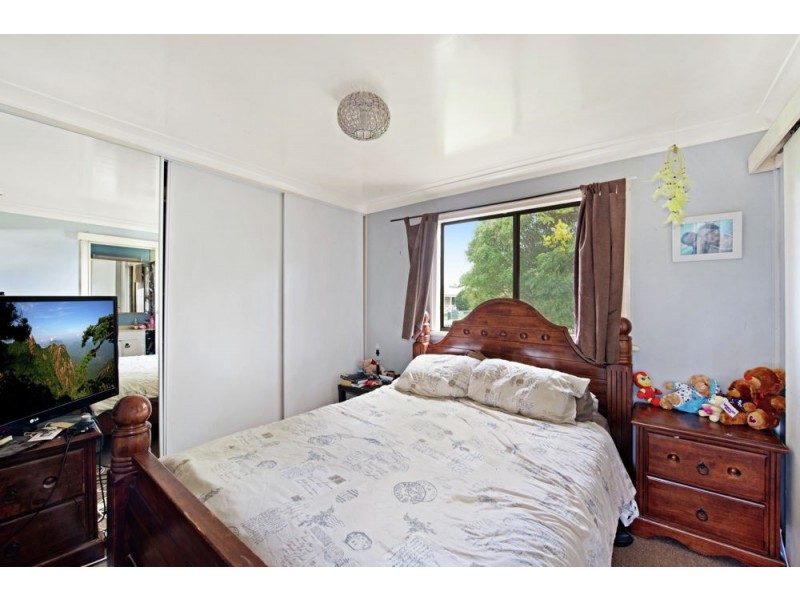 10 Devine Street, Harristown QLD 4350