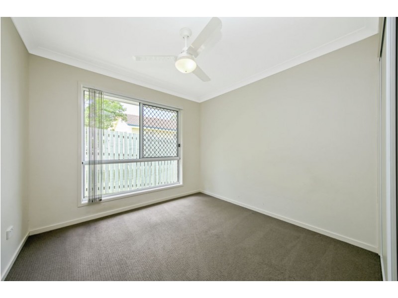 1/5 Andrew St, Lota QLD 4179