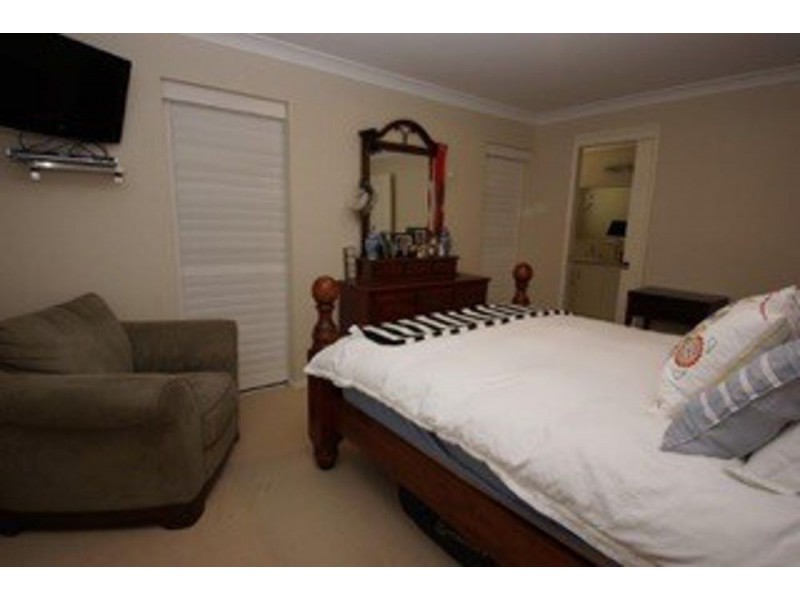 5 Debbie Court, Oakey QLD 4401