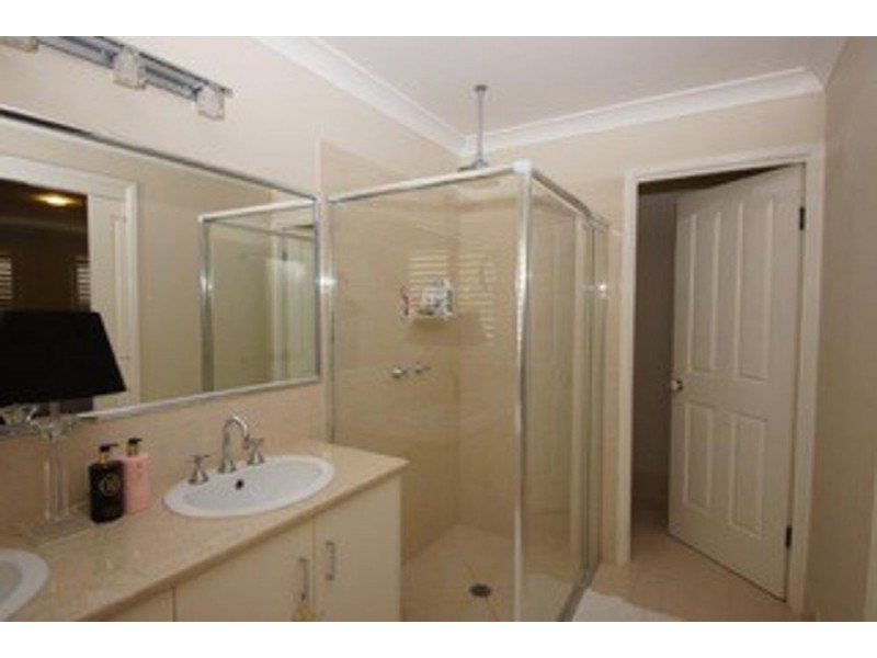 5 Debbie Court, Oakey QLD 4401