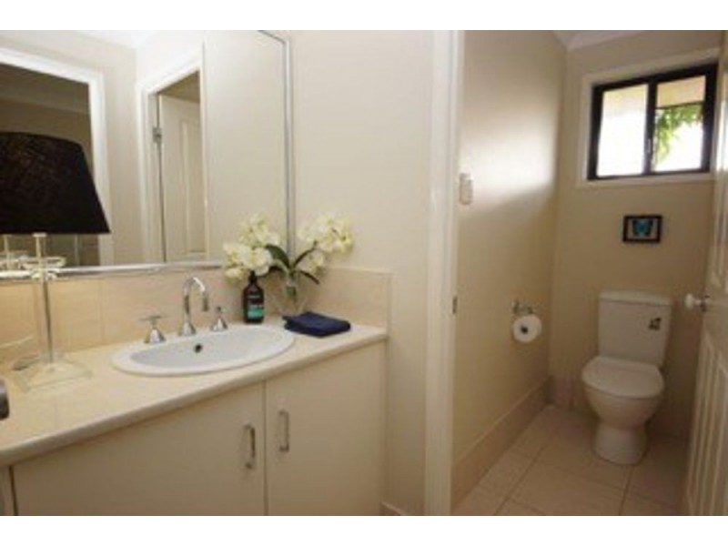 5 Debbie Court, Oakey QLD 4401